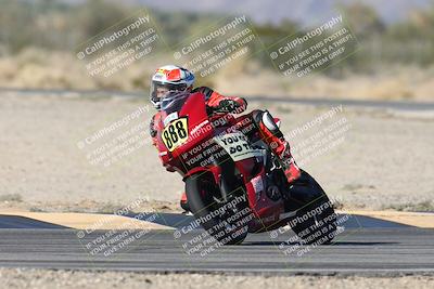 media/Dec-04-2025-Racers Edge (Thu) [[5ebc9f124d]]/3-B Group/1-Session 1 (Turn 7)/